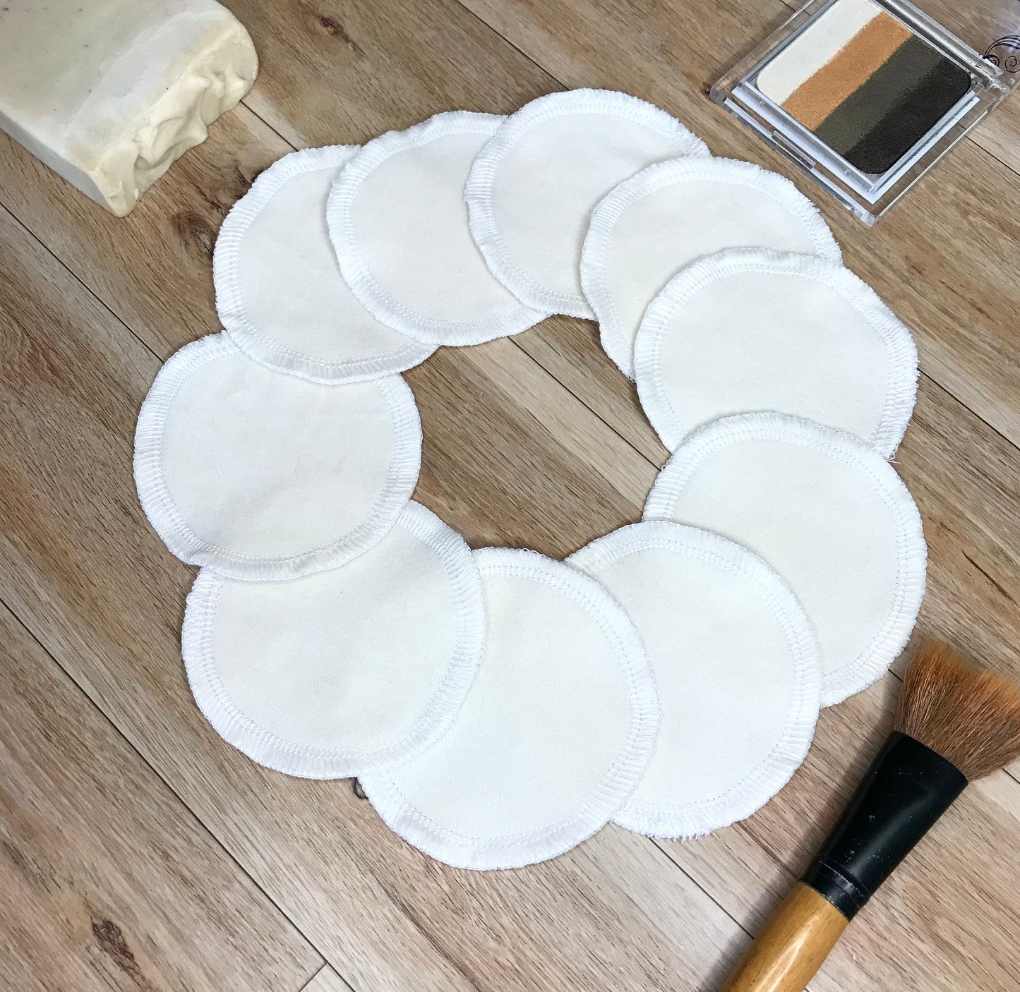 10 Reusable Face rounds/Makeup pads remover