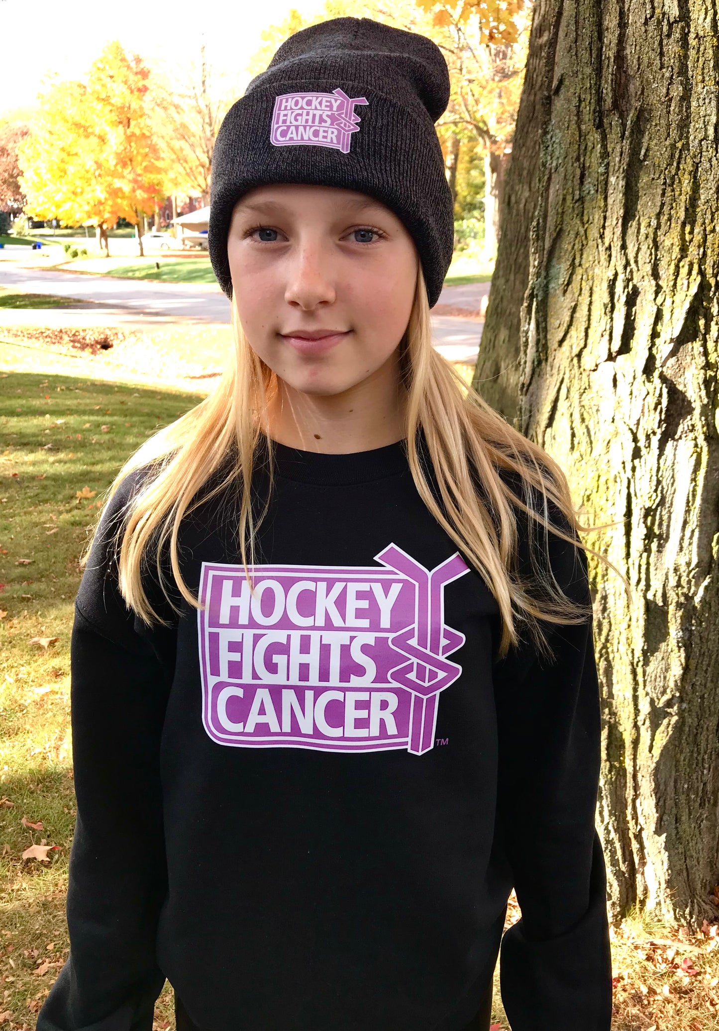 Cuff Toque Hockey fights Cancer